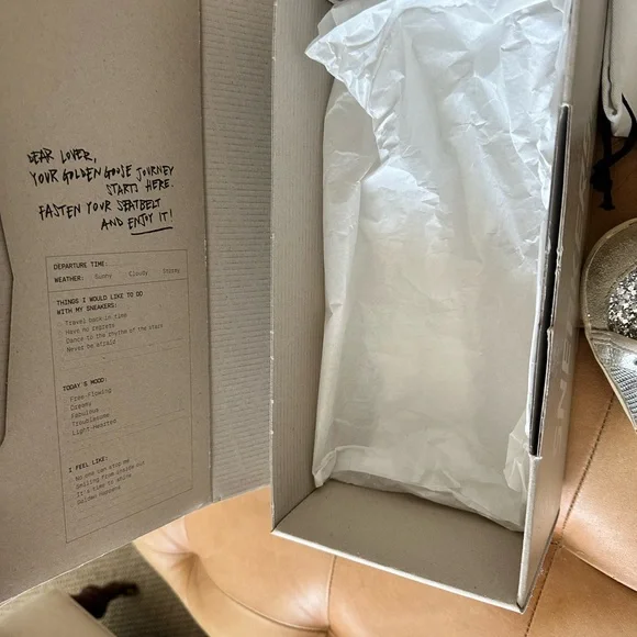 Limited Edition Golden Goose Superstar sneakers, size 38 - Picture 10 of 14